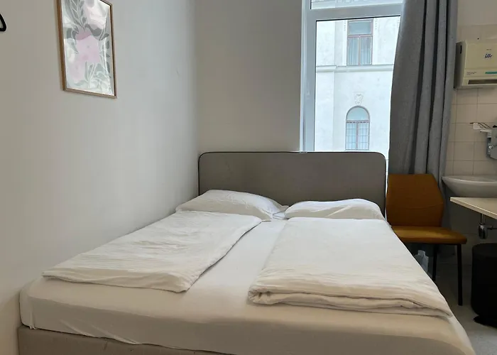 Szálloda Urban Klimschgasse Comfortable Near Center
